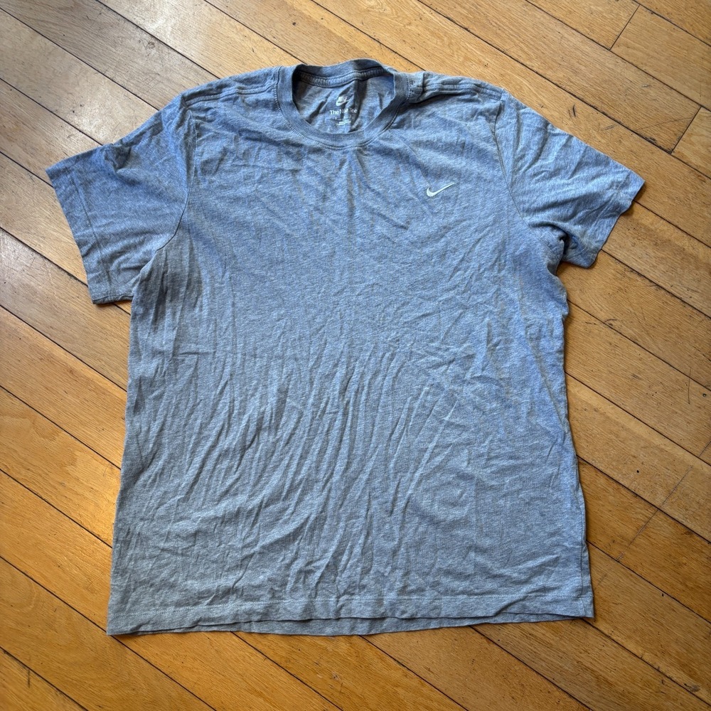 Nike Sportswear The Nike Tee Mens XL Gray Heather Swoosh Logo Cotton